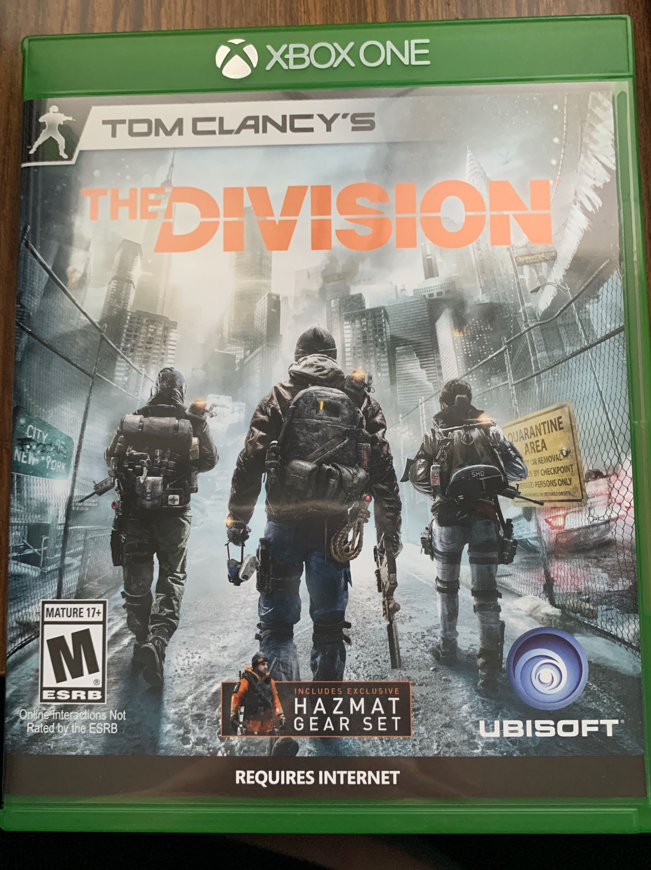 Tom Clancy’s: The Division - Microsoft Xbox One (Ubisoft - 1, 2-24 (Online)) video game collectible [Barcode 887256013912] - Main Image 3