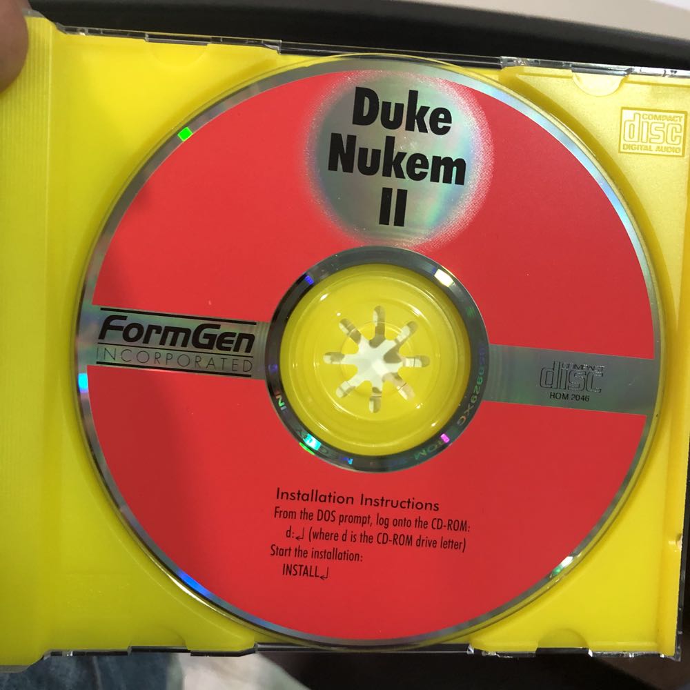 Duke Nukem II - PC (Apogee) video game collectible - Main Image 3