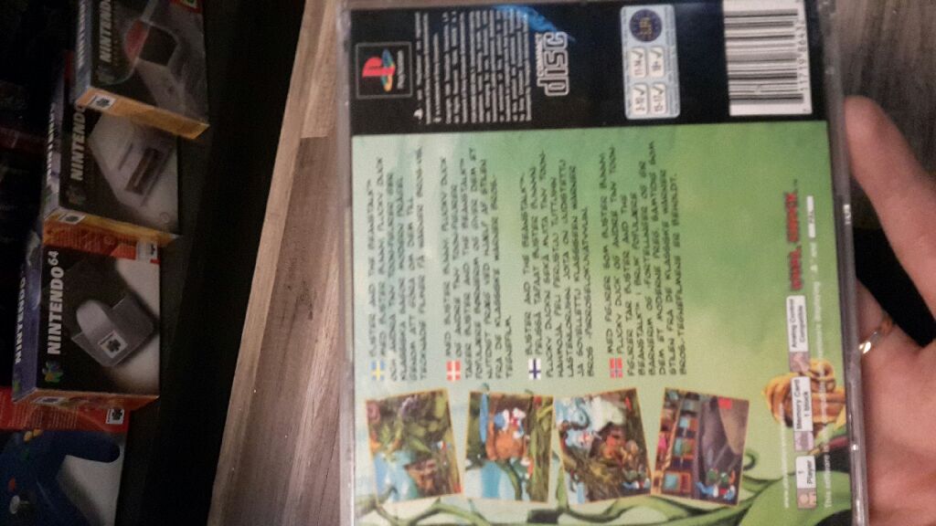 Tiny Toon Adventures Buster And The Beanstalk - Sony PlayStation video game collectible - Main Image 2