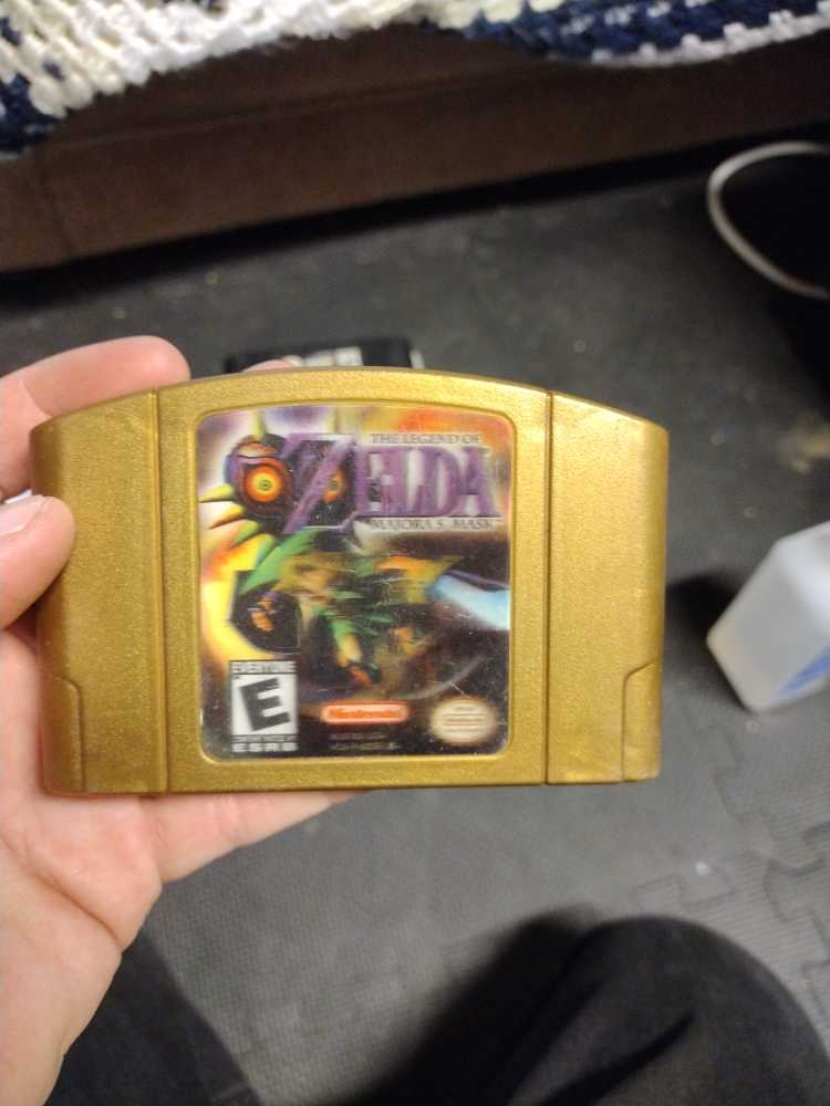 The Legend Of Zelda Majoras Mask  - Nintendo 64 (N64) video game collectible - Main Image 2