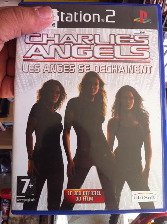 Charlie’s Angels: Les Anges Se Dechainent - Sony PlayStation 2 (PS2) video game collectible [Barcode 3307210142726] - Main Image 1
