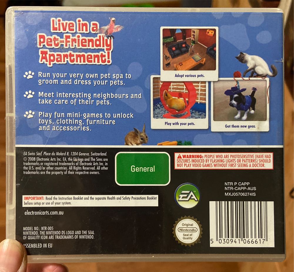 The Sims 2: Apartment Pets - Nintendo DS (EA Games / Electronic Arts - 1) video game collectible [Barcode 5030941066617] - Main Image 3