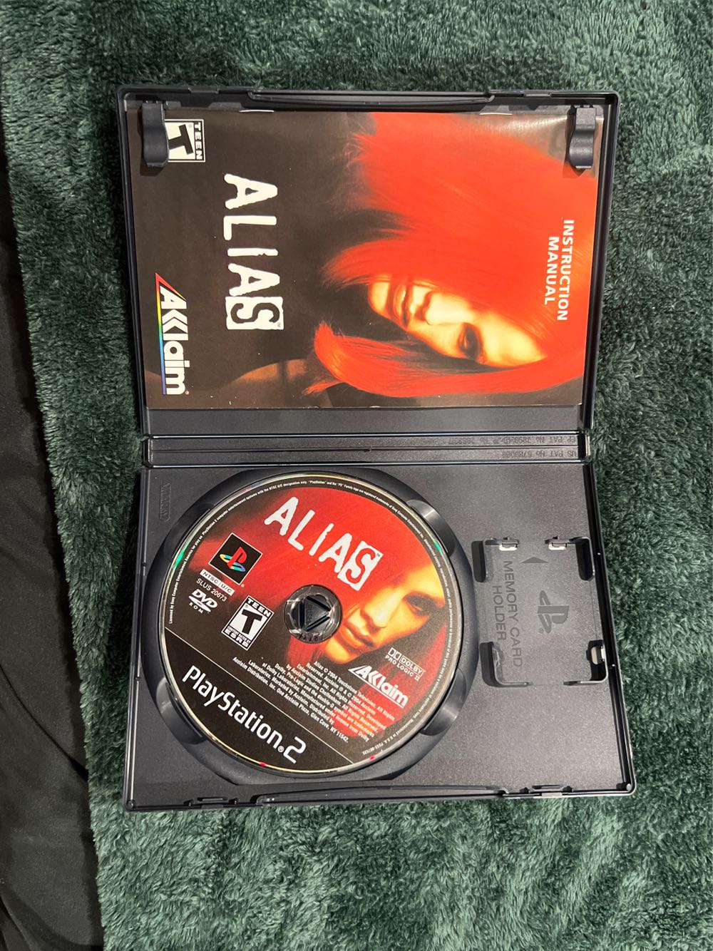 Alias - Sony PlayStation 2 (PS2) (Acclaim Entertainment - 1) video game collectible [Barcode 021481232322] - Main Image 3