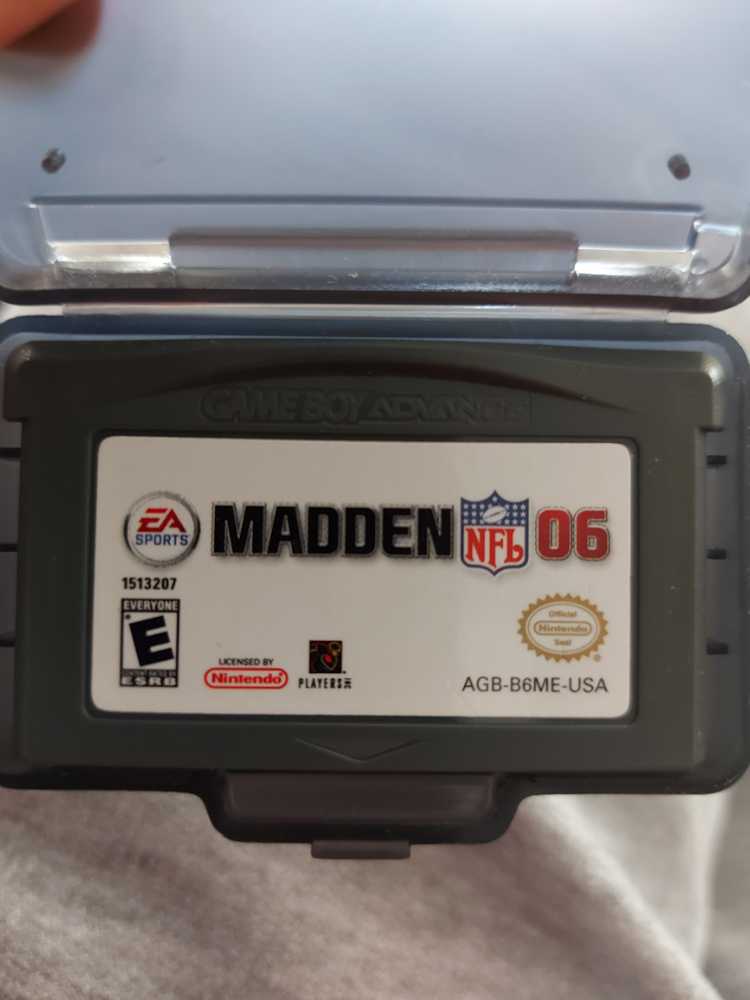 Madden 06 - Nintendo Game Boy Advance (GBA) video game collectible - Main Image 3
