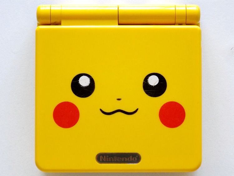 Gameboy Advance SP Pikachu - Nintendo Game Boy Advance (GBA) (Nintendo - 1-4) video game collectible - Main Image 1
