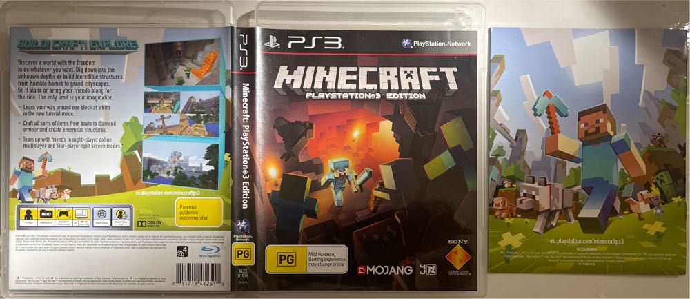 Minecraft: PlayStation 3 Edition - Sony PlayStation 3 (PS3) (Sony Computer Entertainment Australia / Mojang - 1-4 players local split-screen; up to 8 players online via PlayStation Network) video game collectible [Barcode 711719412519] - Main Image 4
