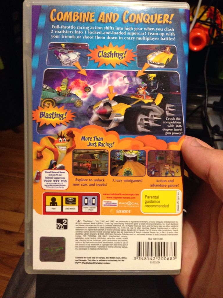 Crach Tag Team Racing - Sony PlayStation Portable (PSP) video game collectible - Main Image 2