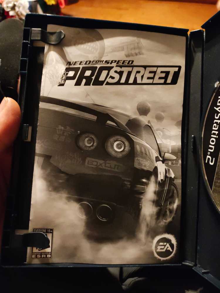 Need For Speed: ProStreet - Sony PlayStation 2 (PS2) (Electronic Arts/EA Games - 2) video game collectible [Barcode 014633157444] - Main Image 3