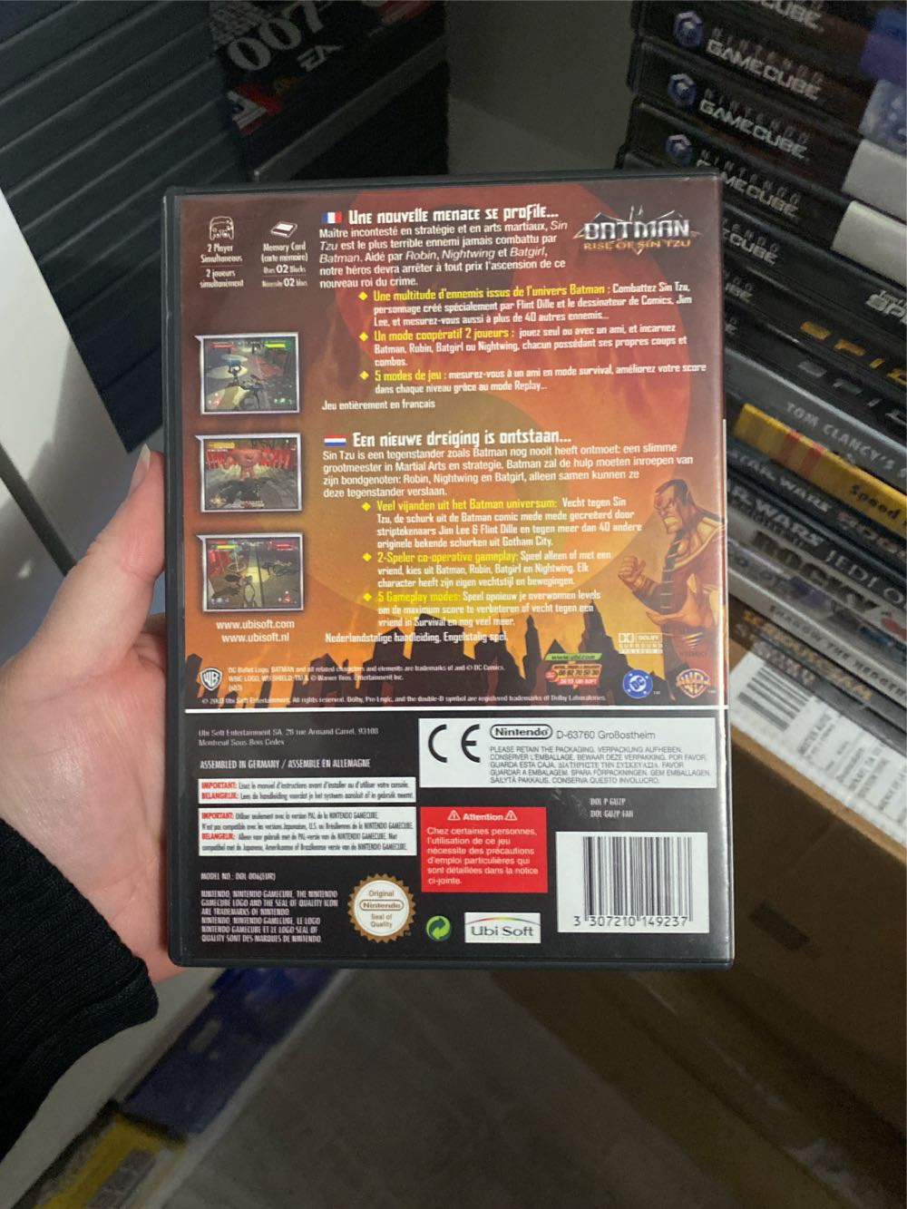 Batman : Rise Of Sin Tzu - Nintendo GameCube video game collectible [Barcode 3307210149237] - Main Image 2