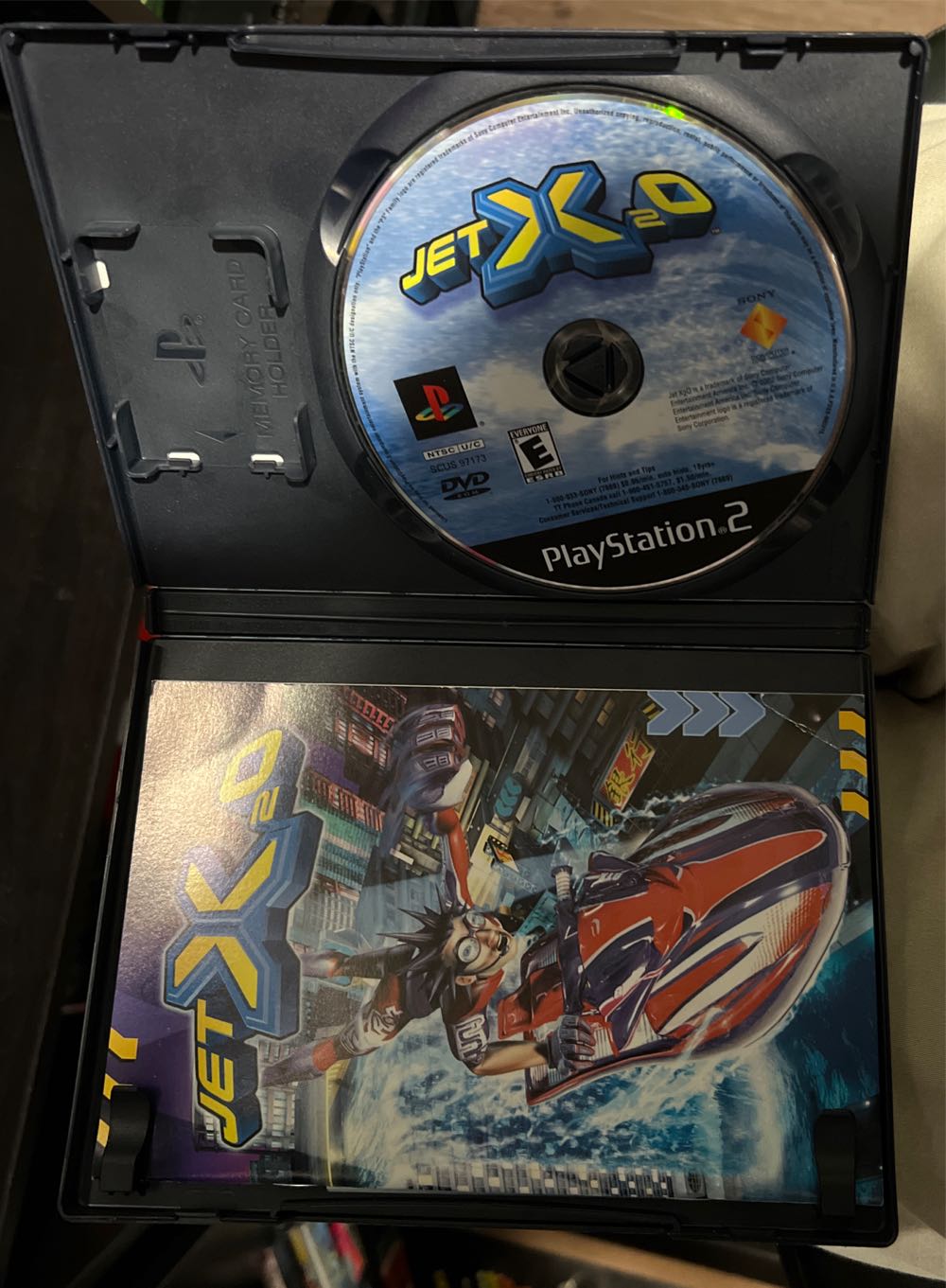 Jet X₂O - Sony PlayStation 2 (PS2) (Sony Computer Entertainment - 2) video game collectible [Barcode 711719717324] - Main Image 3