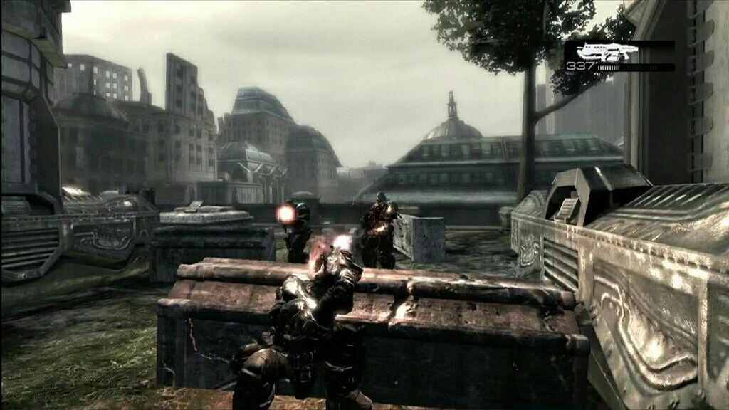 Gears Of War - Microsoft Xbox 360 (Microsoft) video game collectible - Main Image 2