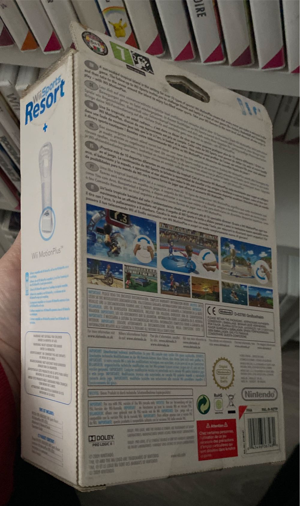 Wii Sports Resort (coffret) - Nintendo Wii (Nintendo - 4) video game collectible [Barcode 045496367480] - Main Image 2