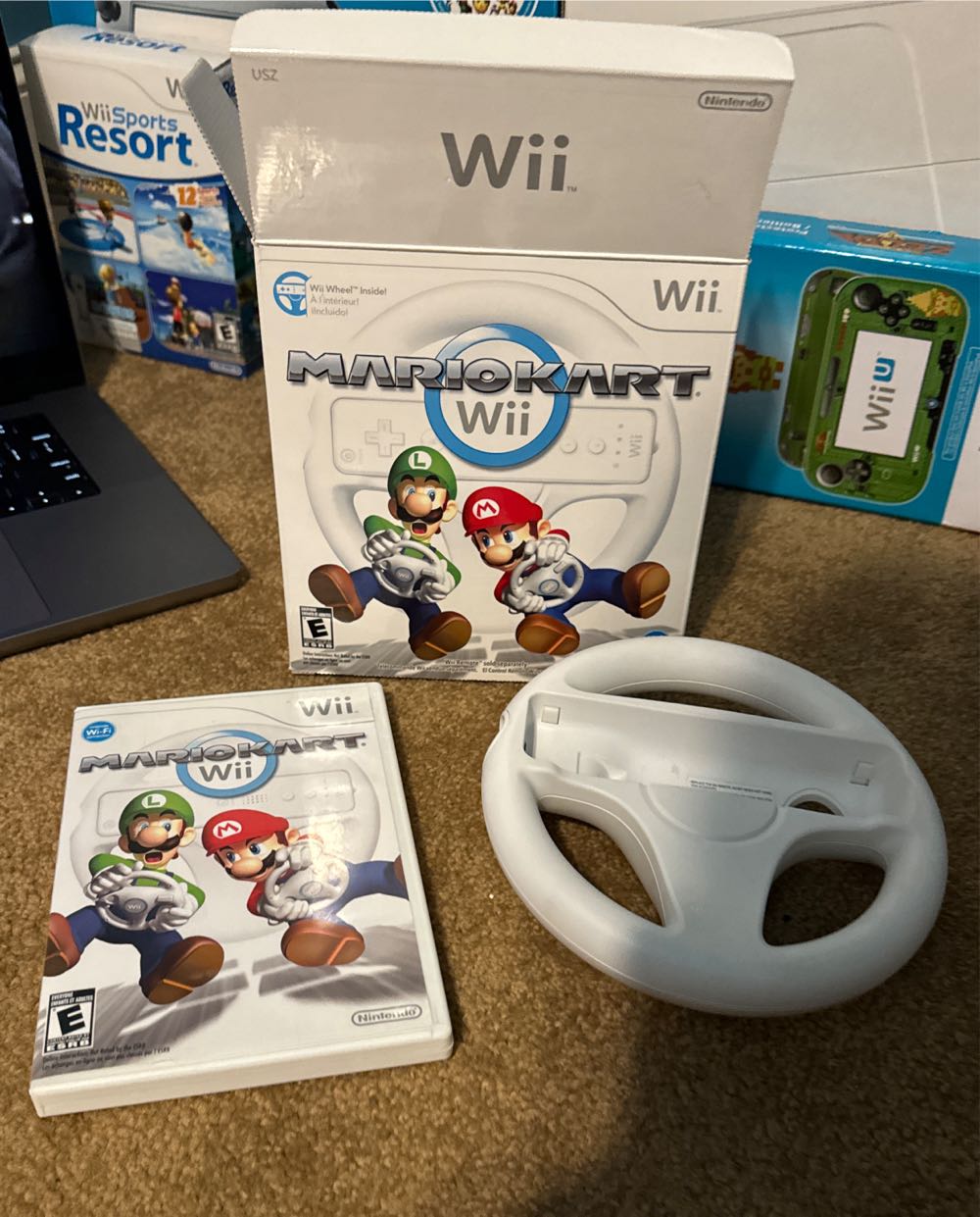 Mario Kart Wii Bundle (Box) - Nintendo Wii (Nintendo - 4) video game collectible [Barcode 045496901004] - Main Image 3