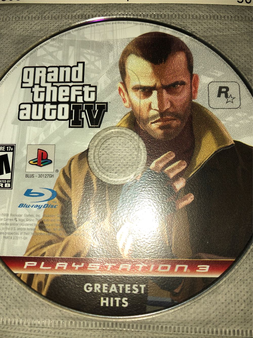 Grand Theft Auto IV - Sony PlayStation 3 (PS3) (Rockstar Games - 16) video game collectible [Barcode 32713701] - Main Image 4