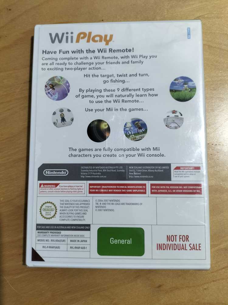 Wii Play - Nintendo Wii (Nintendo - 2) video game collectible [Barcode 00000000001] - Main Image 2