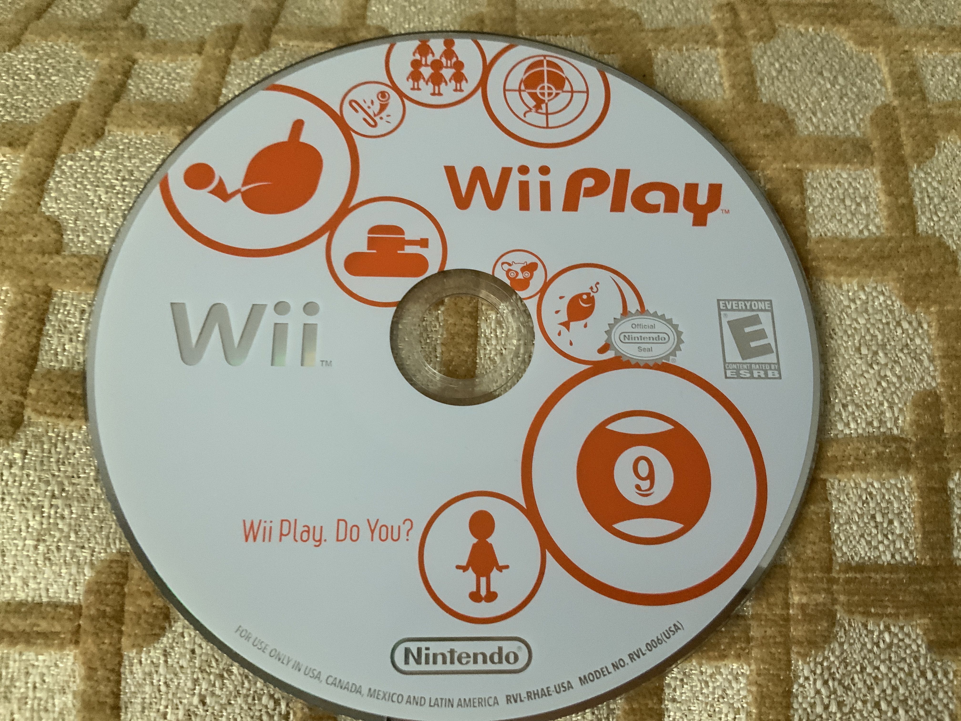 Wii Play - Nintendo Wii (Nintendo - 1-2) video game collectible [Barcode 045496362195] - Main Image 3