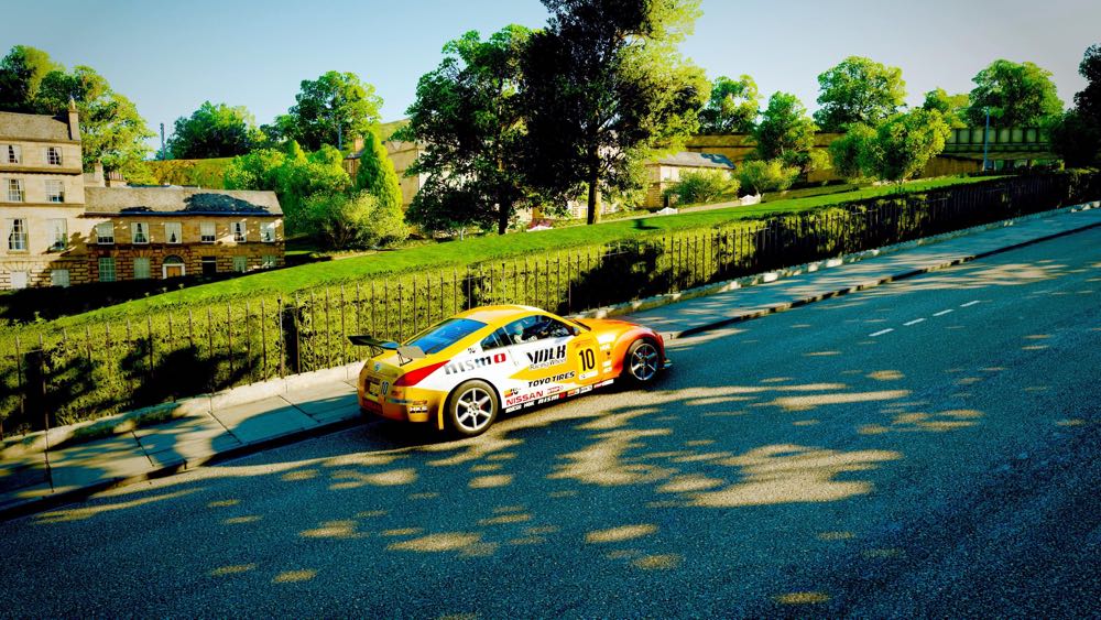 Forza Motorsport 2 - Microsoft Xbox 360 (Microsoft Game Studios - 1-8) video game collectible [Barcode 882224319010] - Main Image 3