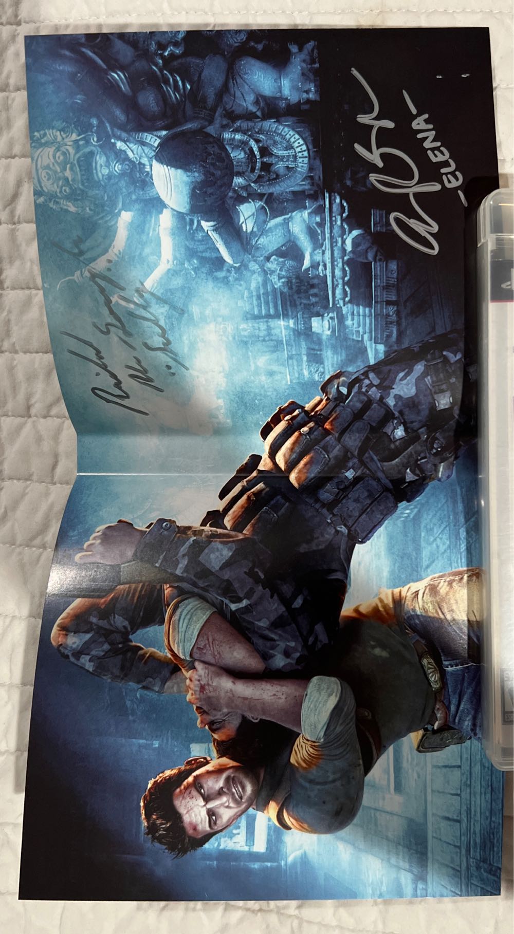 Uncharted 2: Among Thieves - Sony PlayStation 3 (PS3) (Sony Computer Entertainment Europe - 1-2) video game collectible [Barcode 711719812326] - Main Image 4