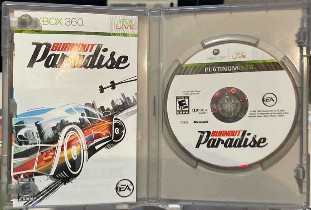 Burnout Paradise - Microsoft Xbox 360 (Electronic Arts/EA Games - 1) video game collectible [Barcode 014633156393] - Main Image 3