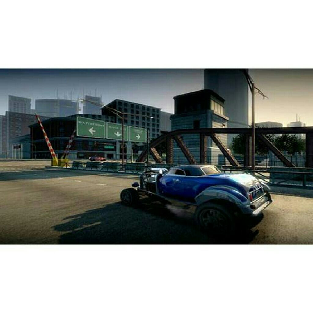 Burnout Paradise - Microsoft Xbox 360 ((EA) Electronic Arts) video game collectible - Main Image 2