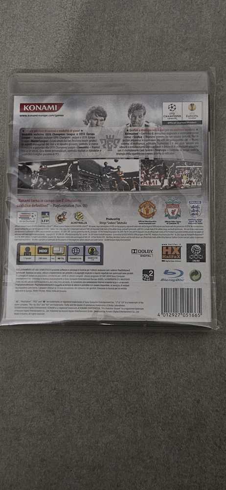 Pro Evolution Soccer 2010 - Sony PlayStation 3 (PS3) (Konami) video game collectible [Barcode 4012927051641] - Main Image 2
