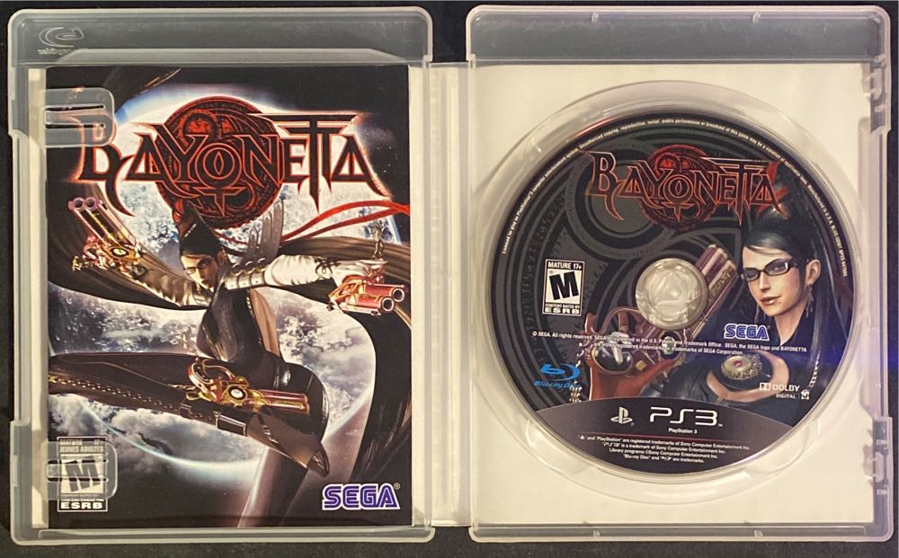 Bayonetta - Sony PlayStation 3 (PS3) (Sega - 1) video game collectible [Barcode 010086690248] - Main Image 3