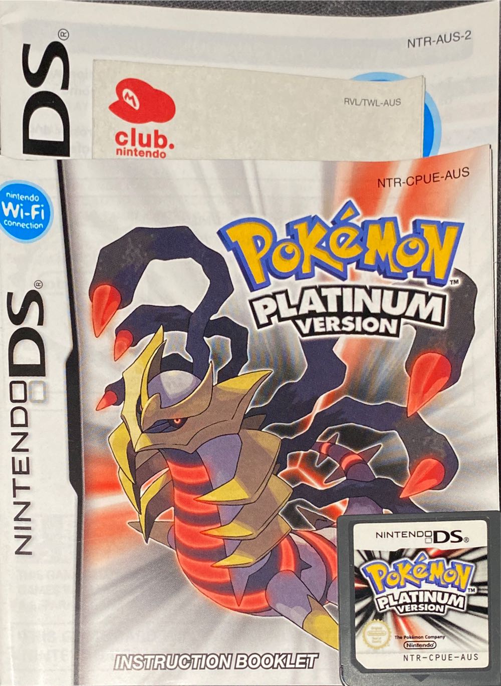 Pokémon: Platinum Version - Nintendo DS (Nintendo - 1) video game collectible [Barcode 045496468699] - Main Image 3