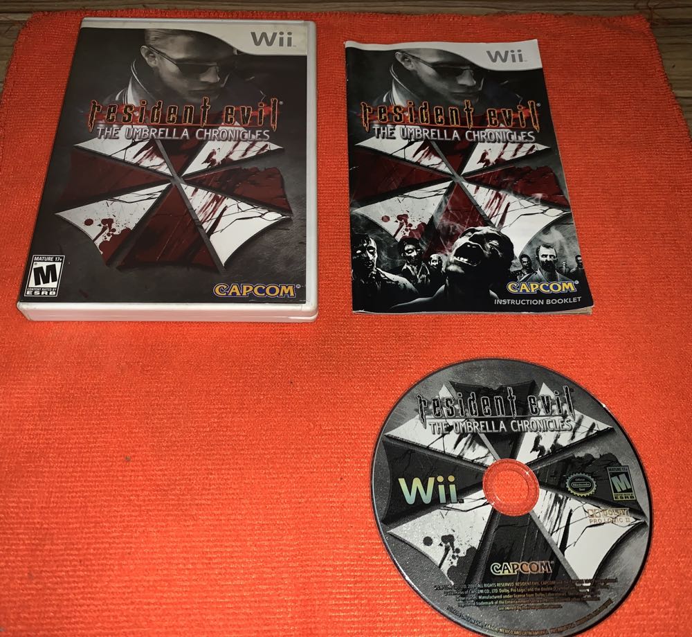 Resident Evil: The Umbrella Chronicles - Nintendo Wii (Capcom - 2) video game collectible [Barcode 013388350025] - Main Image 3