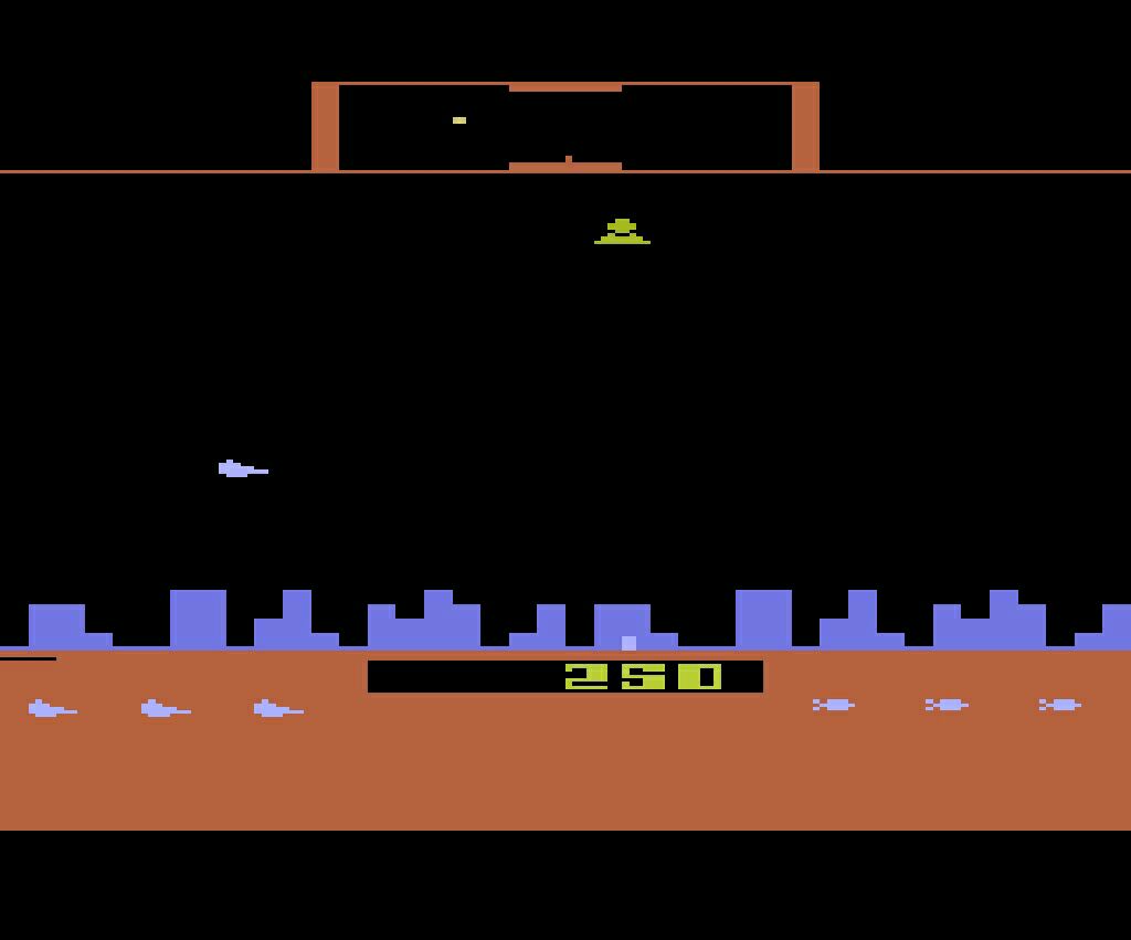 Defender - Atari 2600 video game collectible - Main Image 2