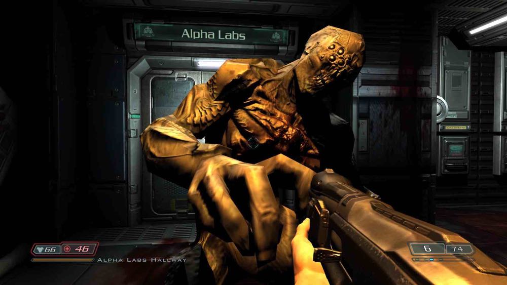Doom 3 - PC (Activision Blizzard - 4) video game collectible [Barcode 047815327670] - Main Image 2