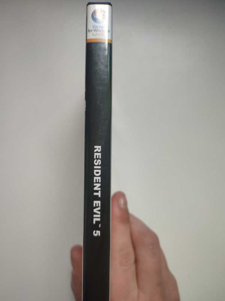 Resident Evil 5 - PC video game collectible [Barcode 4012160450225] - Main Image 3