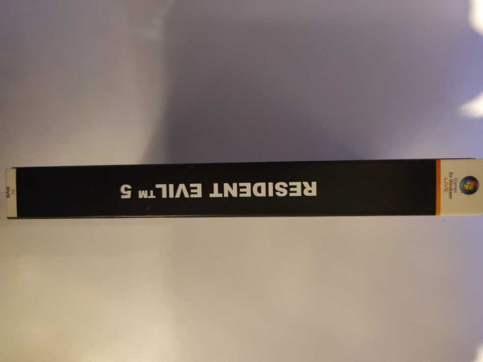 Resident Evil 5 - Sony PlayStation (Capcom - 1) video game collectible [Barcode 4012160471398] - Main Image 3