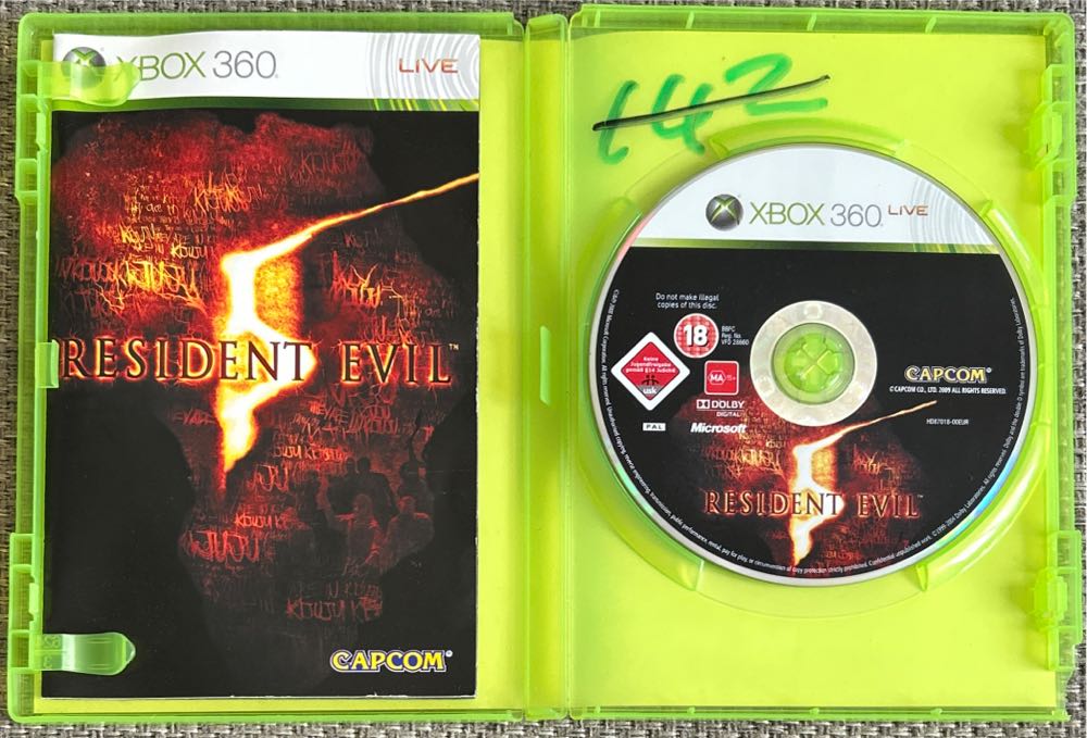 Resident Evil 5 - Microsoft Xbox 360 (Capcom - 2) video game collectible [Barcode 5055060961551] - Main Image 3