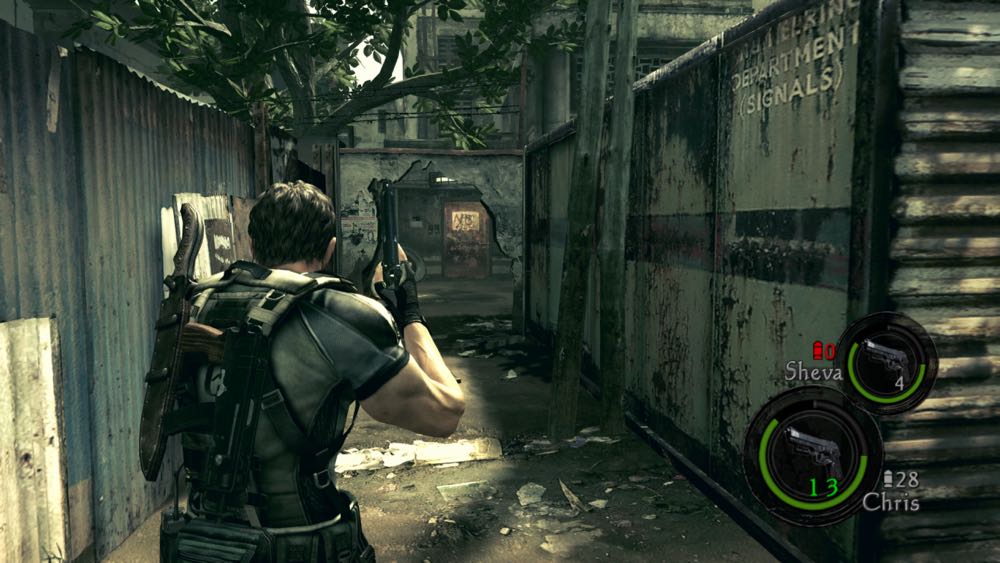 Resident Evil 5 - Sony PlayStation 4 (PS4) (Capcom) video game collectible - Main Image 2