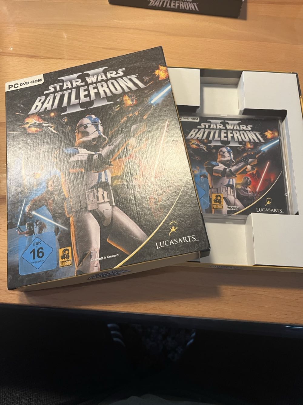 Star Wars Battlefront II - PC video game collectible [Barcode 2327232820] - Main Image 2