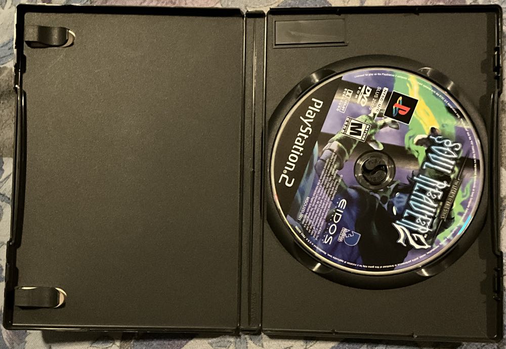 Legacy Of Kain: Soul Reaver 2 - Sony PlayStation 2 (PS2) (Crystal Dynamics - 1) video game collectible [Barcode 8868750005] - Main Image 3