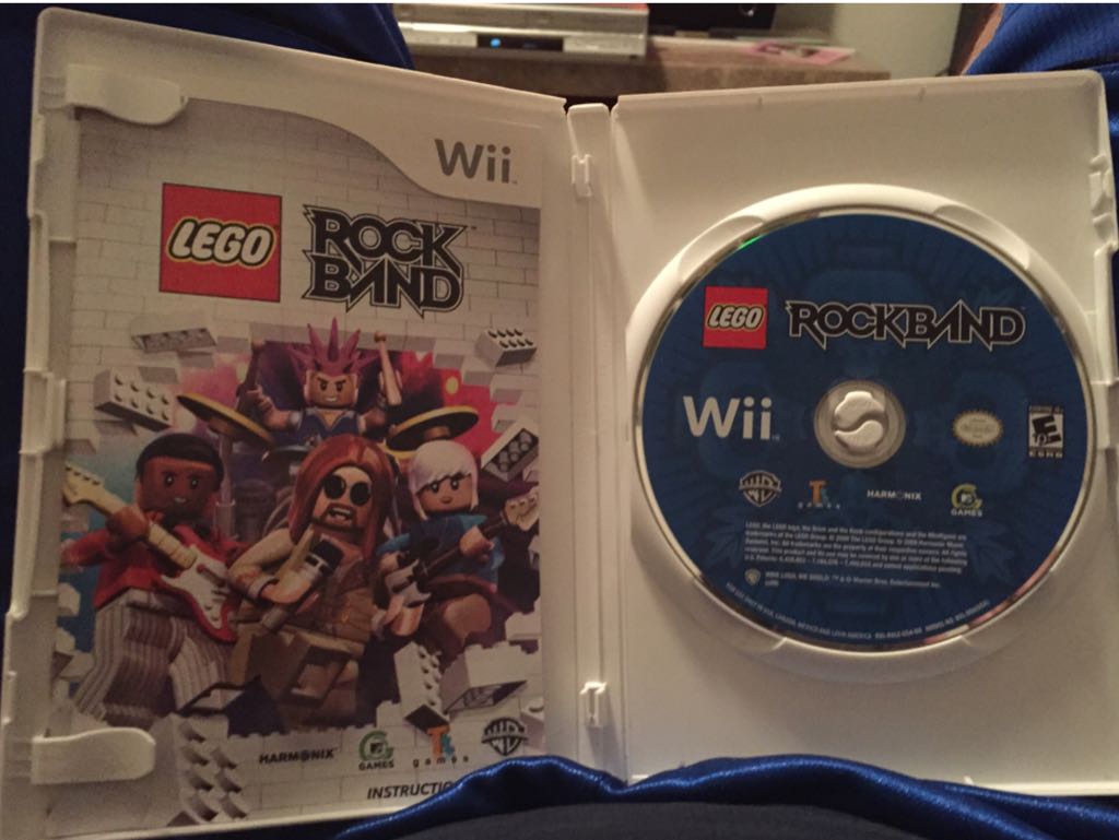 LEGO ROCK BAND - Nintendo Wii video game collectible - Main Image 2