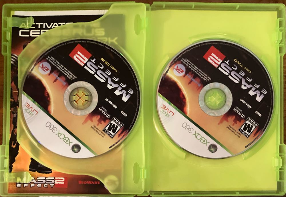 Mass Effect 2 - Microsoft Xbox 360 (Electronic Arts/EA Games - 1) video game collectible [Barcode 014633159820] - Main Image 4