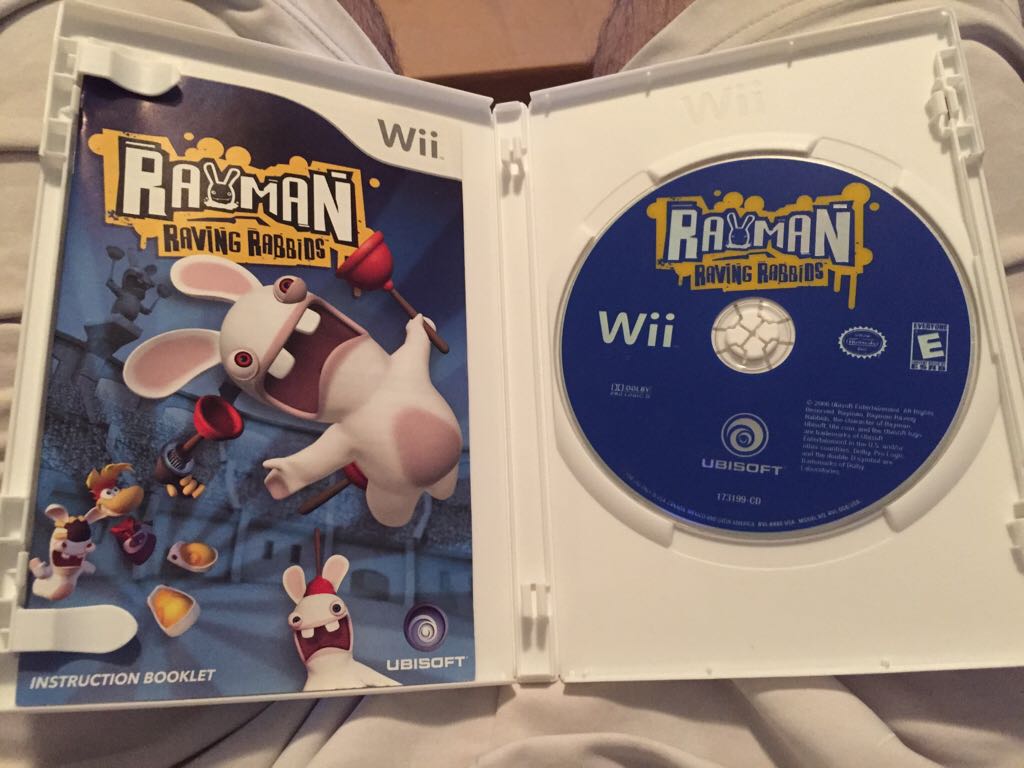 Rayman Raving Rabbids - Nintendo Wii video game collectible - Main Image 2