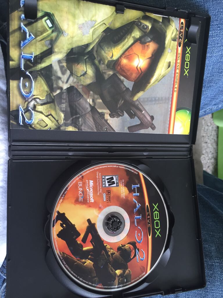 Halo 2 - Microsoft Xbox video game collectible - Main Image 2