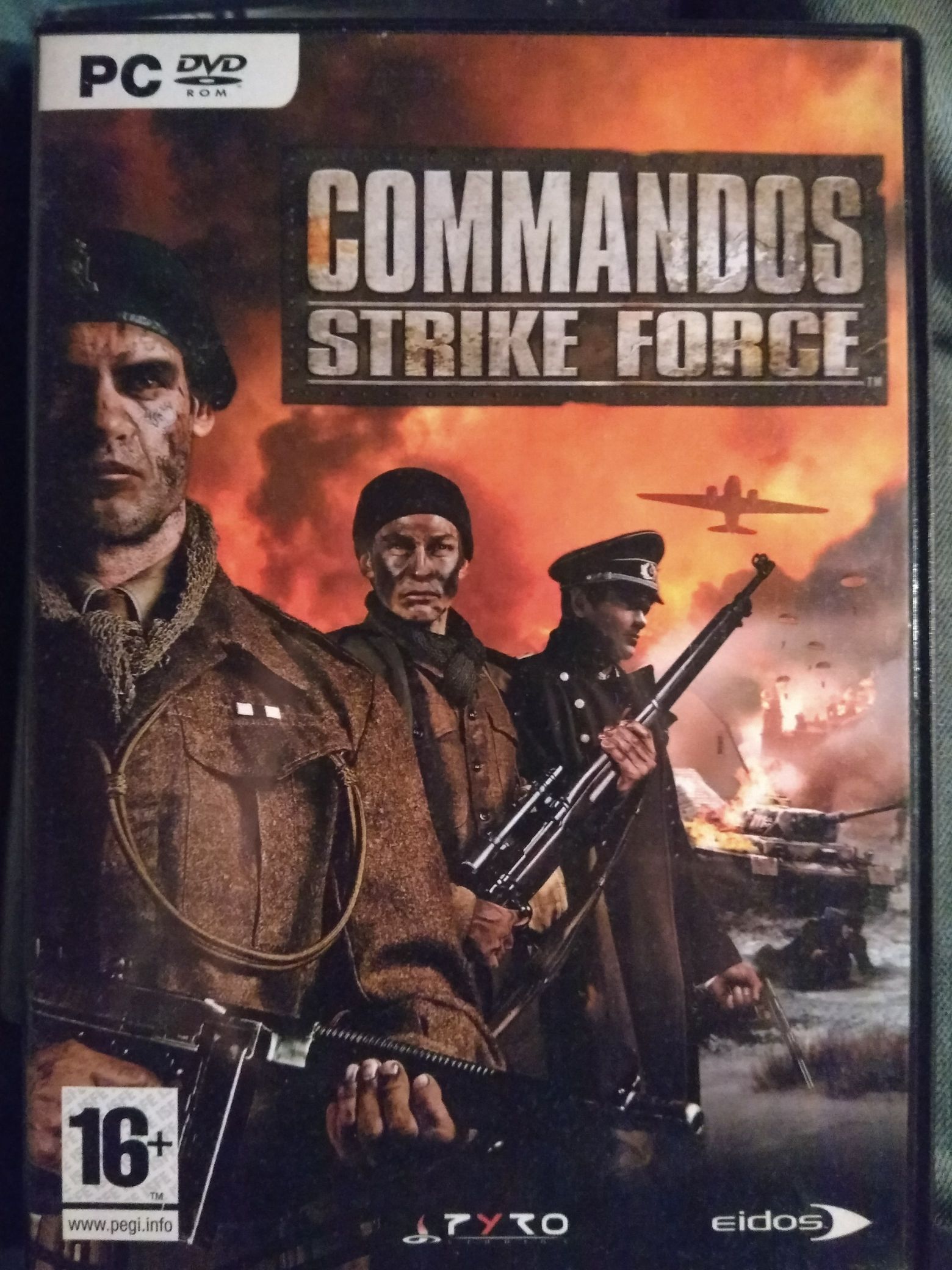 Commandos Strike Force - PC video game collectible [Barcode 5032921022736] - Main Image 1