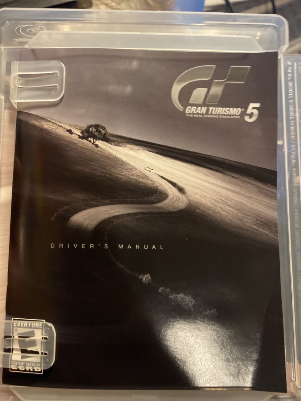 Gran Turismo 5 - Sony PlayStation 3 (PS3) (Sony Computer Entertainment - 2) video game collectible [Barcode 711719811428] - Main Image 3