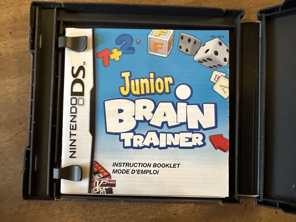 Junior Brain Trainer - Nintendo DS (Avaquest - 1) video game collectible [Barcode 814290010034] - Main Image 3