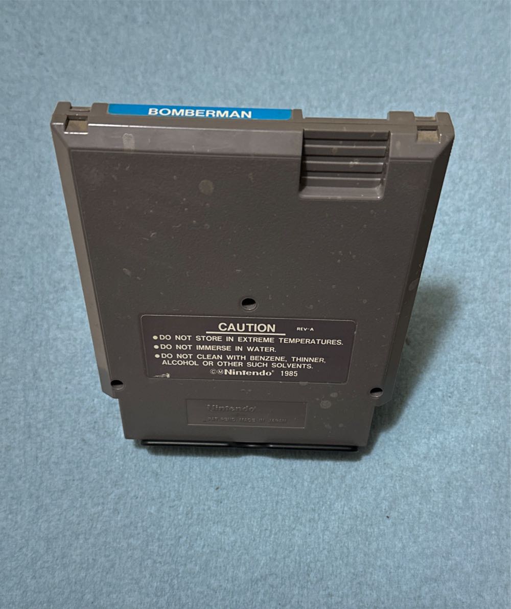 Bomberman - Nintendo Entertainment System (NES) (Hudson Soft) video game collectible - Main Image 4