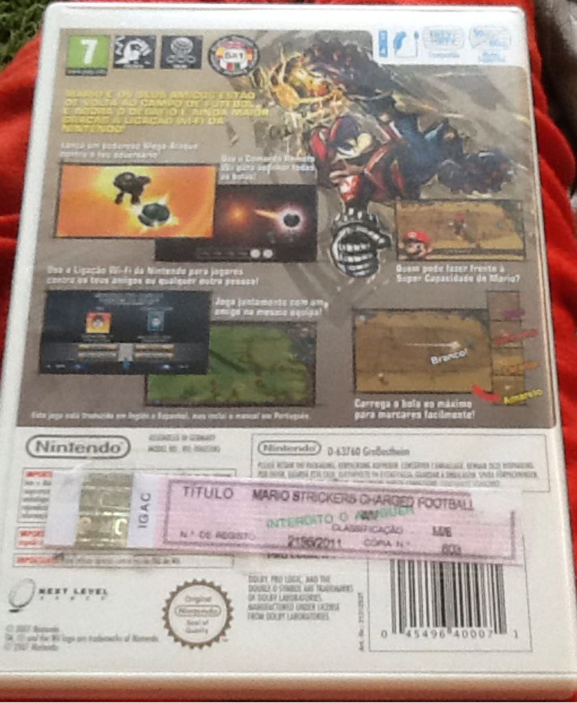 Mario Strikers Charged Football - Nintendo Wii video game collectible [Barcode 045496400071] - Main Image 2