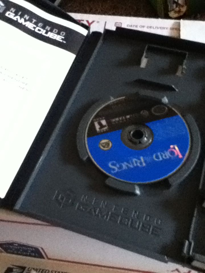 The Lord of the Rings: The Two Towers - Nintendo GameCube video game collectible - Main Image 2