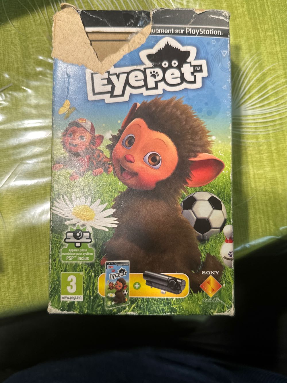 EyePet - Sony PlayStation Portable (PSP) (Sony - 1) video game collectible [Barcode 711719116684] - Main Image 2