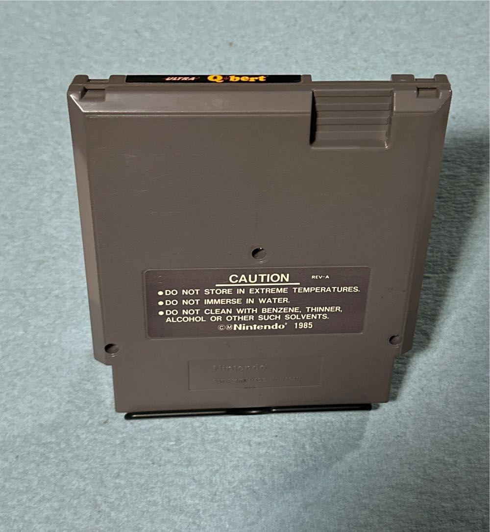 Q-Bert - Nintendo Entertainment System (NES) video game collectible - Main Image 4