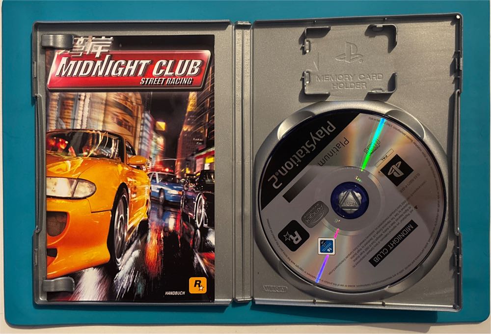 Midnight Club: Street Racing - Sony PlayStation 2 (PS2) (2) video game collectible [Barcode 5026555300919] - Main Image 3