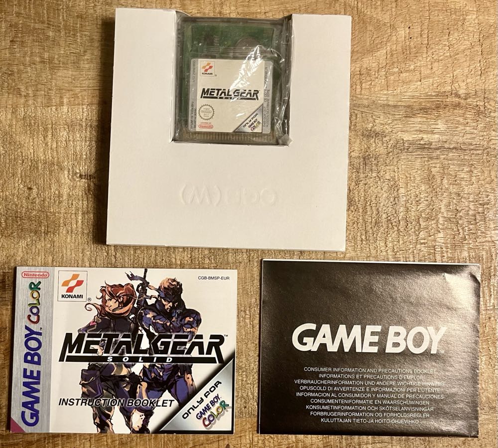 Metal Gear Solid - Nintendo Game Boy Color (Konami - 1) video game collectible [Barcode 4988602730135] - Main Image 3